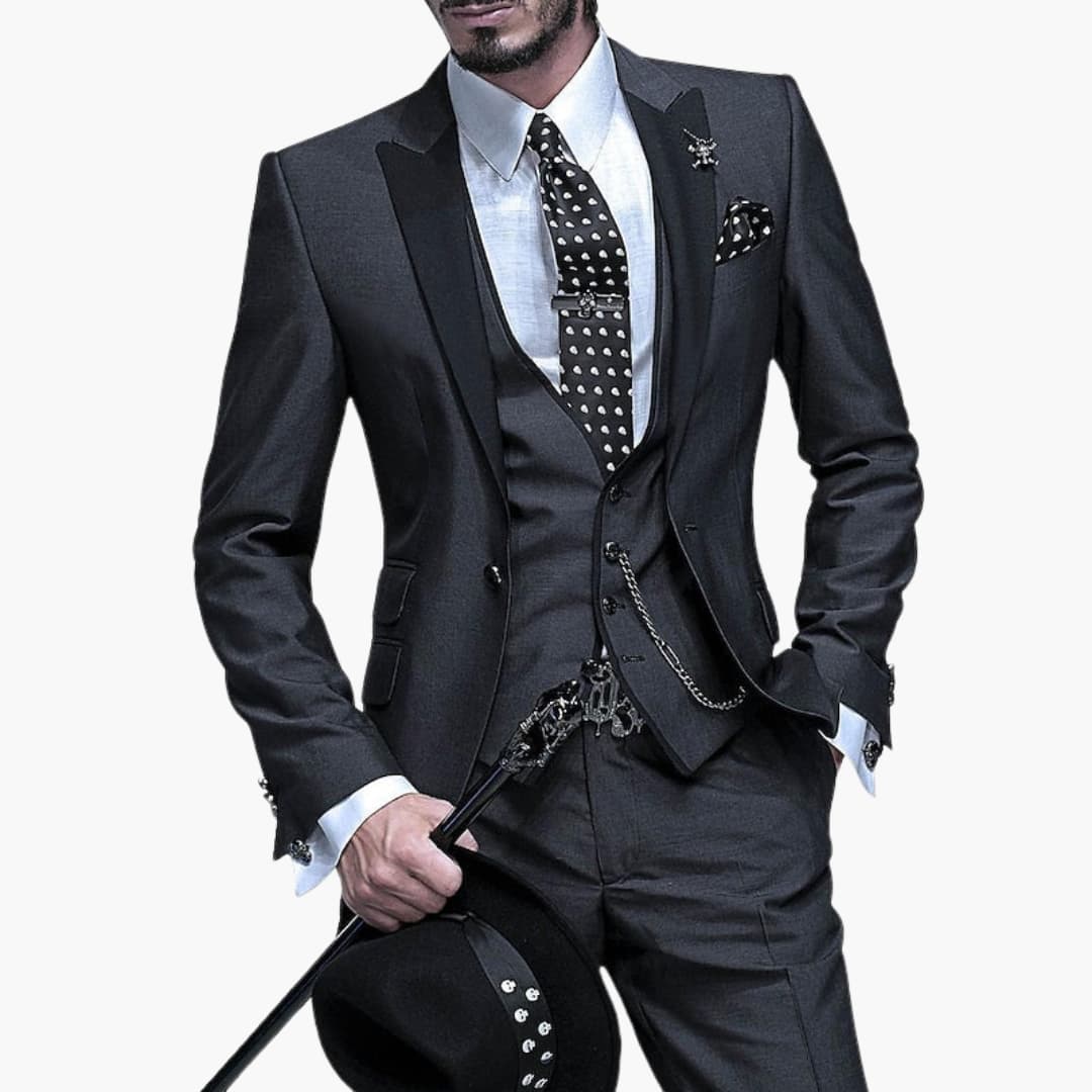Luxury classic wedding guest suit - breathable fit for men